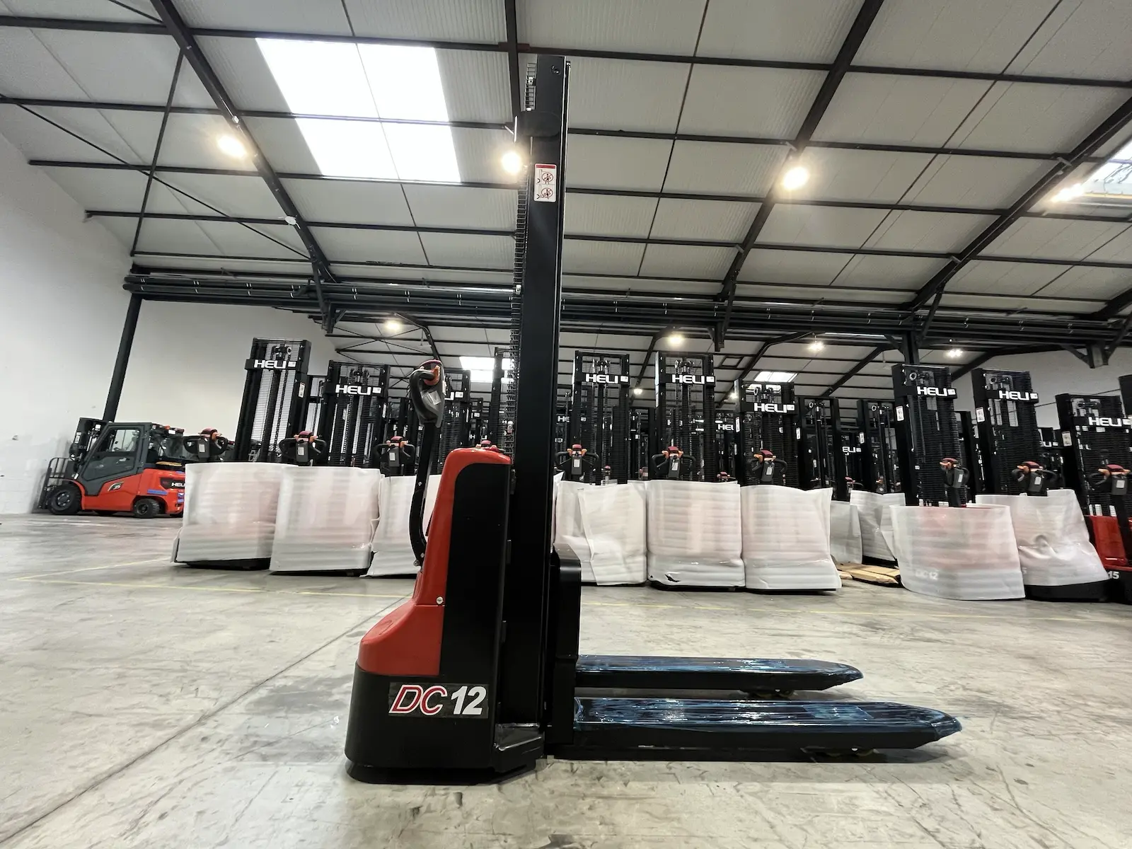 Heli CDD12-15J-LI elektriline virnastaja - Pilt 2